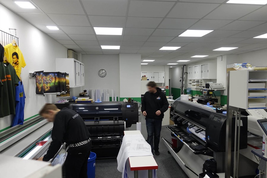 Warschauer Straße 72, 10243 Berlin Warschauer Straße 72, 10243 Berlin